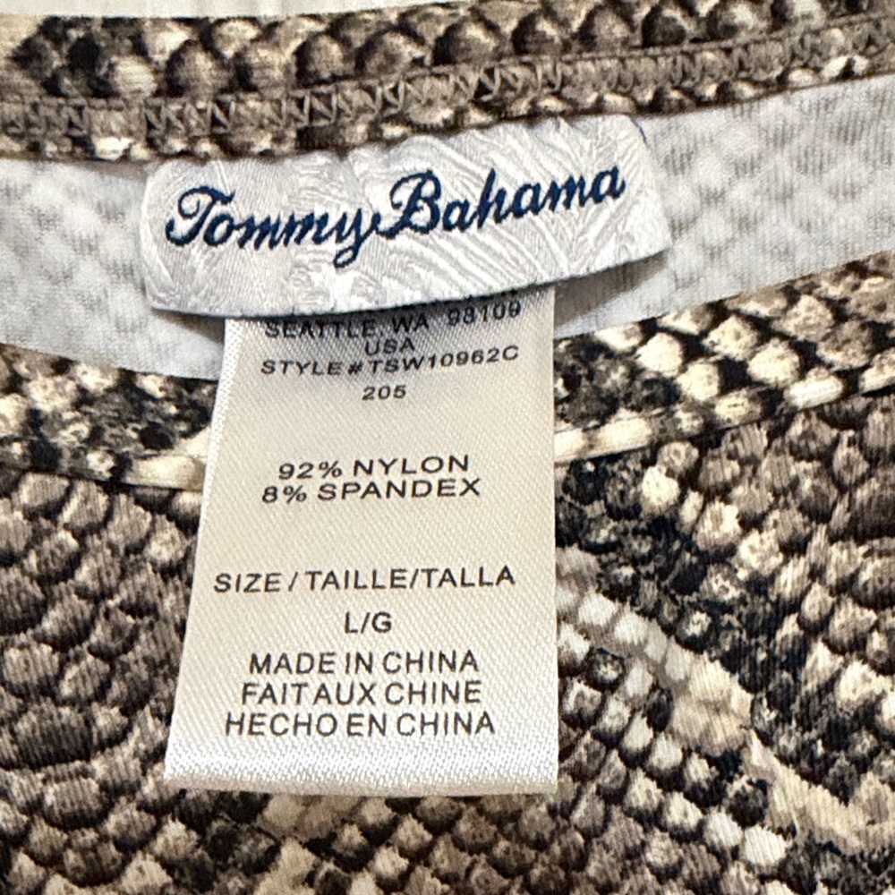 Tommy Bahama Black, Tan and White Geometric Mini Dress;seamless pockets;Classy - Picture 3 of 5